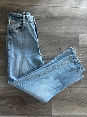 Zara Light Wash High Rise Wide Leg Jeans Women’s size 2